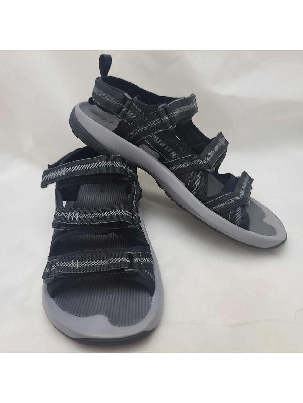 LL Bean Mohegan Sandals Size 13M Black & Grey 4 Adjustable Hook & Loop Straps